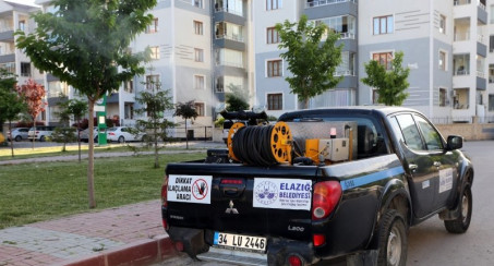 İLAÇLAMA ÇALIŞMALARI SÜRÜYOR