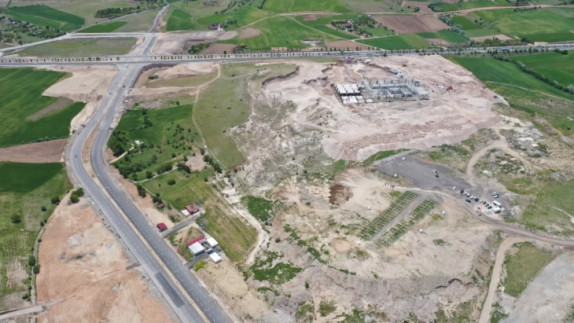 AKSARAY MAHALLESİ SPOR VE YAŞAM KOMPLEKSİ