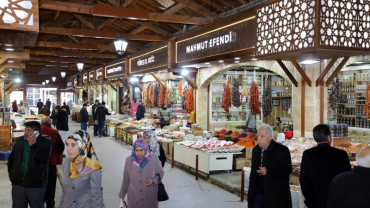 TİCARET DOĞDUĞU SOKAKLARA GERİ DÖNÜYOR