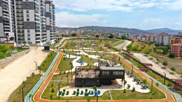 GERİ DÖNÜŞÜM PARKI